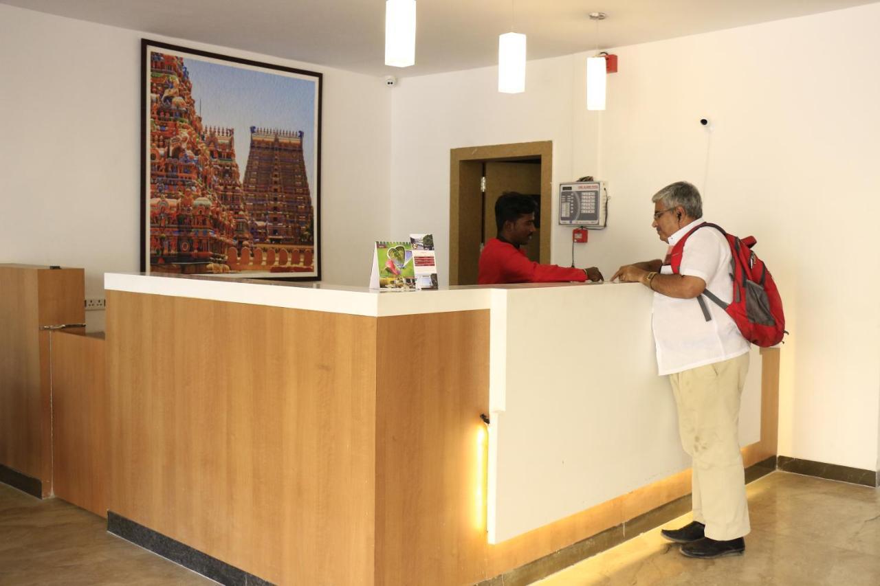 Cosmopolitan Hotels Madurai Extérieur photo